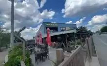 Restaurant functional si spatiu comercial