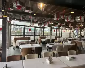 Restaurant functional si spatiu comercial - 1.200.000 EUR Restaurant functional si spatiu comercial
