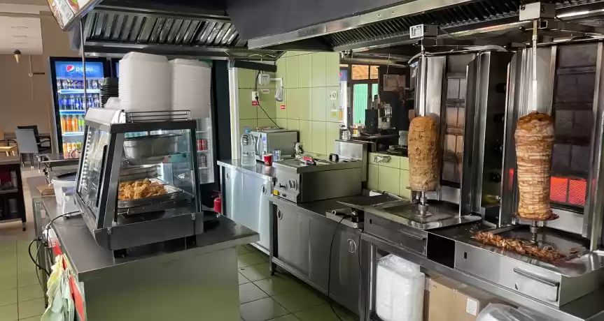 Restaurant tip fast food și pizzerie la cheie