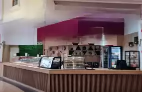 Restaurant tradițional în centru comercial Restaurant tradițional în centru comercial