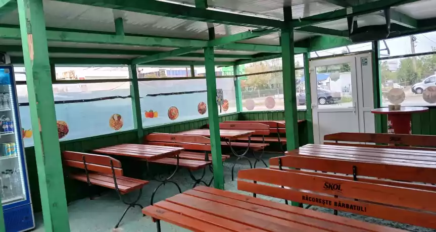 Vand Fast Food la cheie 