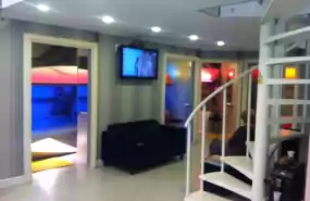 Salon de bronzare & înfrumusețare vechime 22 ani