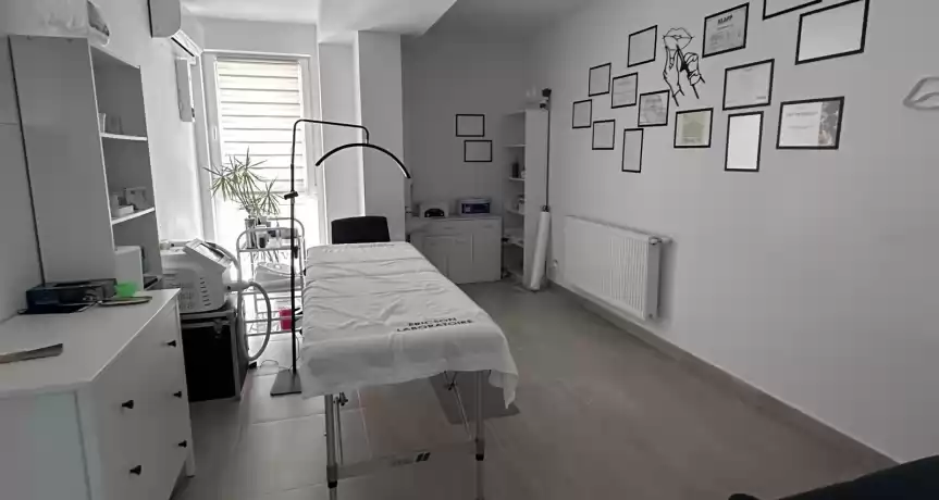 Salon de înfrumusețare de vânzare în București - 52.000 EUR Salon de înfrumusețare de vânzare în București