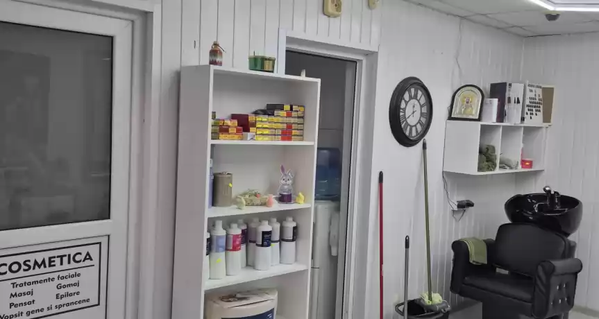 Salon de infrumusetare - 15.000 EUR Salon de infrumusetare