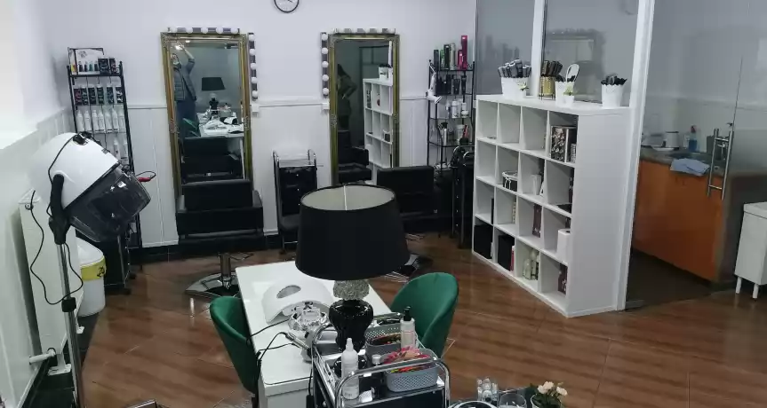 Vând afacere salon de înfrumusețare 