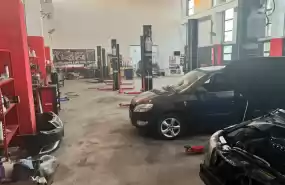 Vand Service Auto in Sectorul 6 - Centru daune