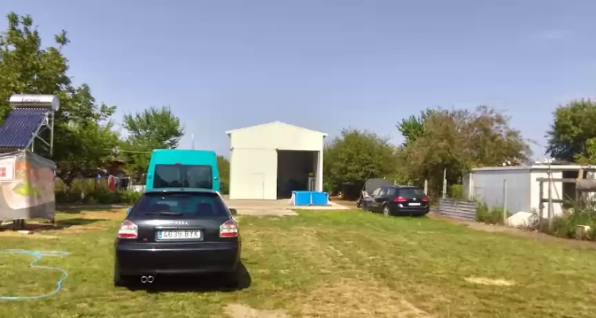 Caut asociat pentru service auto 