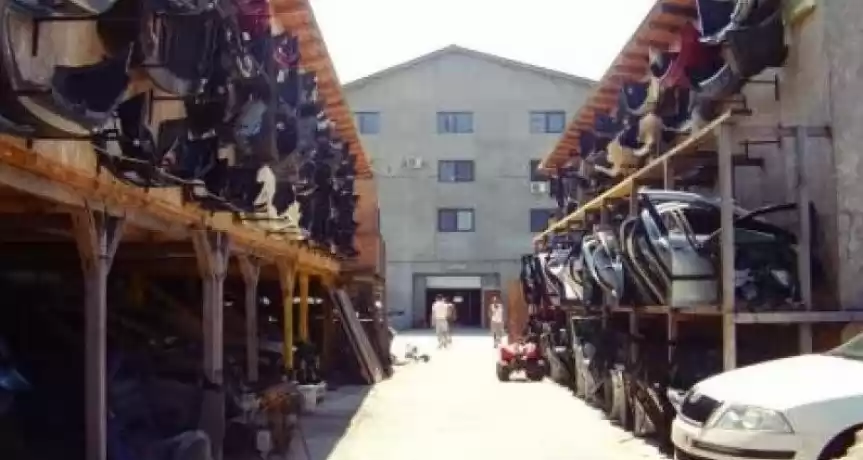 Parc de dezmembrari si service auto, Ilfov