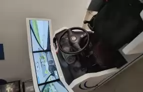 Simulator auto pretabil pentru școala de șoferi 