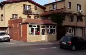 Vilă ieftină D+P+2E, 16 camere, centru Constanța