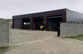 Vând spalatorie auto și covoare plus boxă service