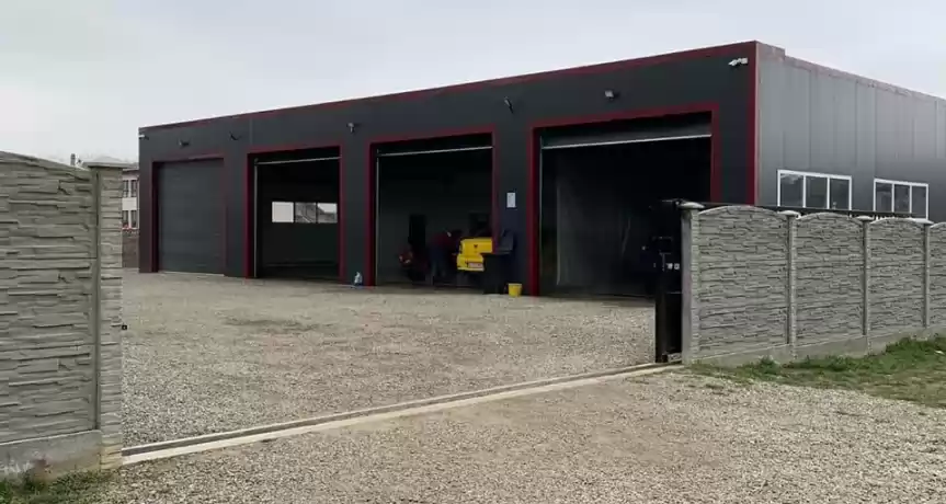 Vând spalatorie auto și covoare plus boxă service